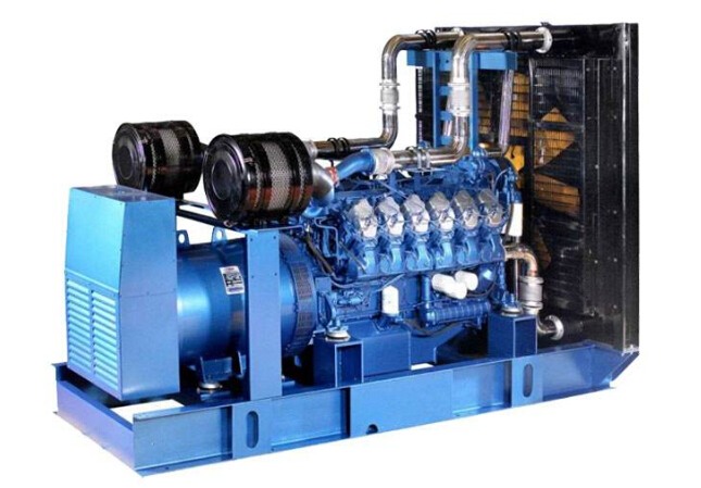 阿拉善康明斯30kw小型柴油二手发电机组